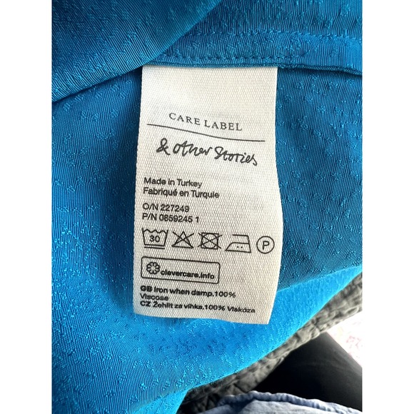 & other stories blue wrap blouse 4 - Picture 4 of 7